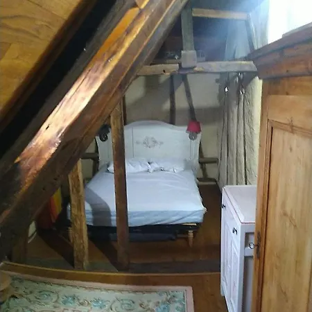 Maison Preservee Et Authentique Dans Bastide Du Lot Vakantiehuis Rudelle