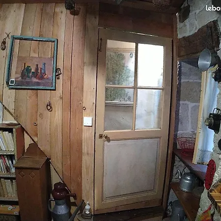 Maison Preservee Et Authentique Dans Bastide Du Lot