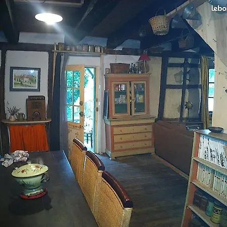 Nyaraló Charmante Maison En Bordure De Parc Rudelle
