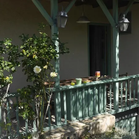 Ferienhaus Charmante Maison En Bordure De Parc Rudelle