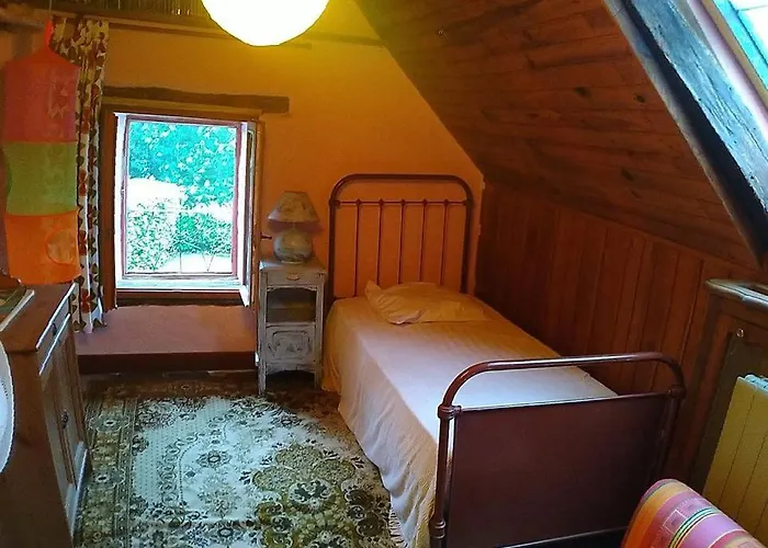 بيت للعطل Maison Preservee Et Authentique Dans Bastide Du Lot