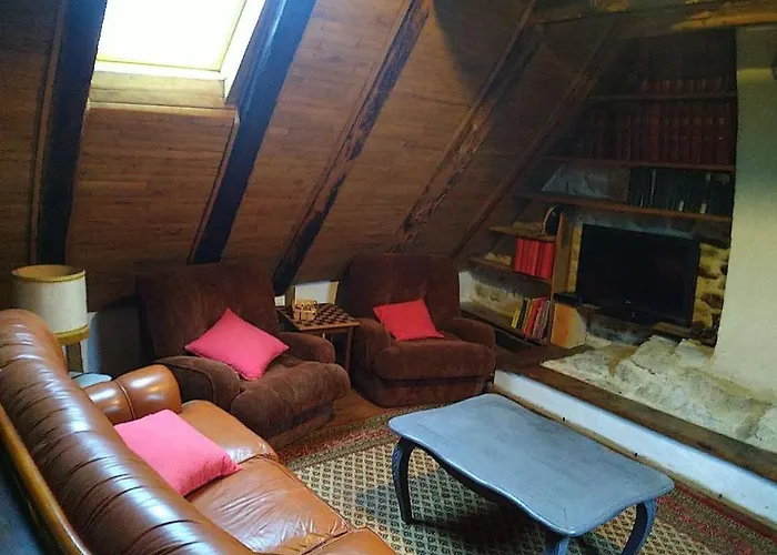 بيت للعطل Maison Preservee Et Authentique Dans Bastide Du Lot *