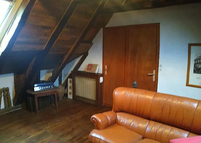 بيت للعطل Maison Preservee Et Authentique Dans Bastide Du Lot