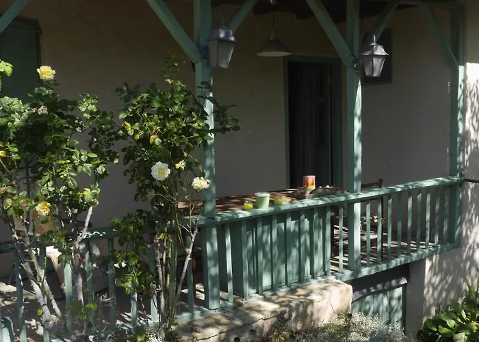 بيت للعطل Maison Preservee Et Authentique Dans Bastide Du Lot Rudelle